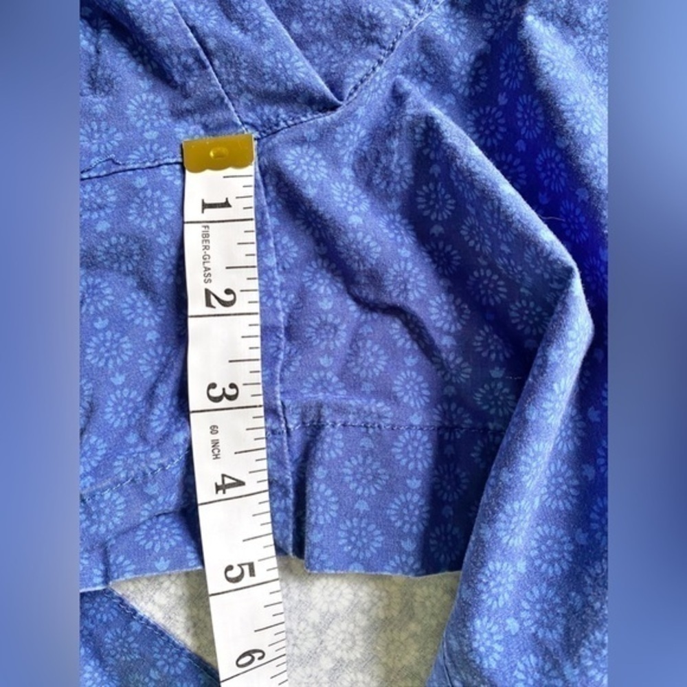 Izod Blue Casual Shorts with Muted‎ Print - Picture 7 of 9